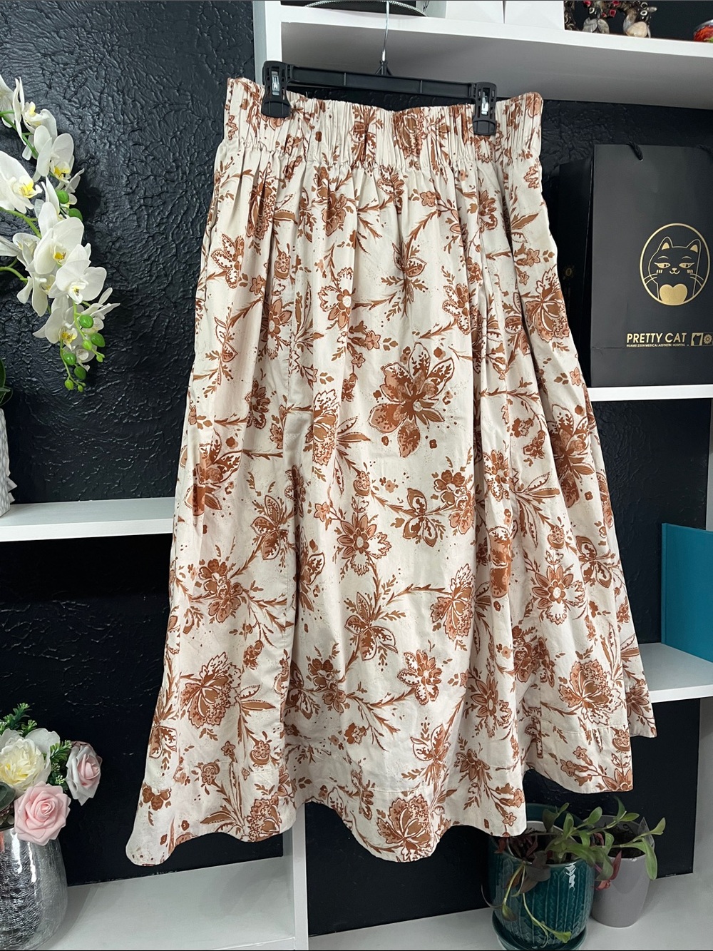 Floral Midi Skirt in Cream and Brown L